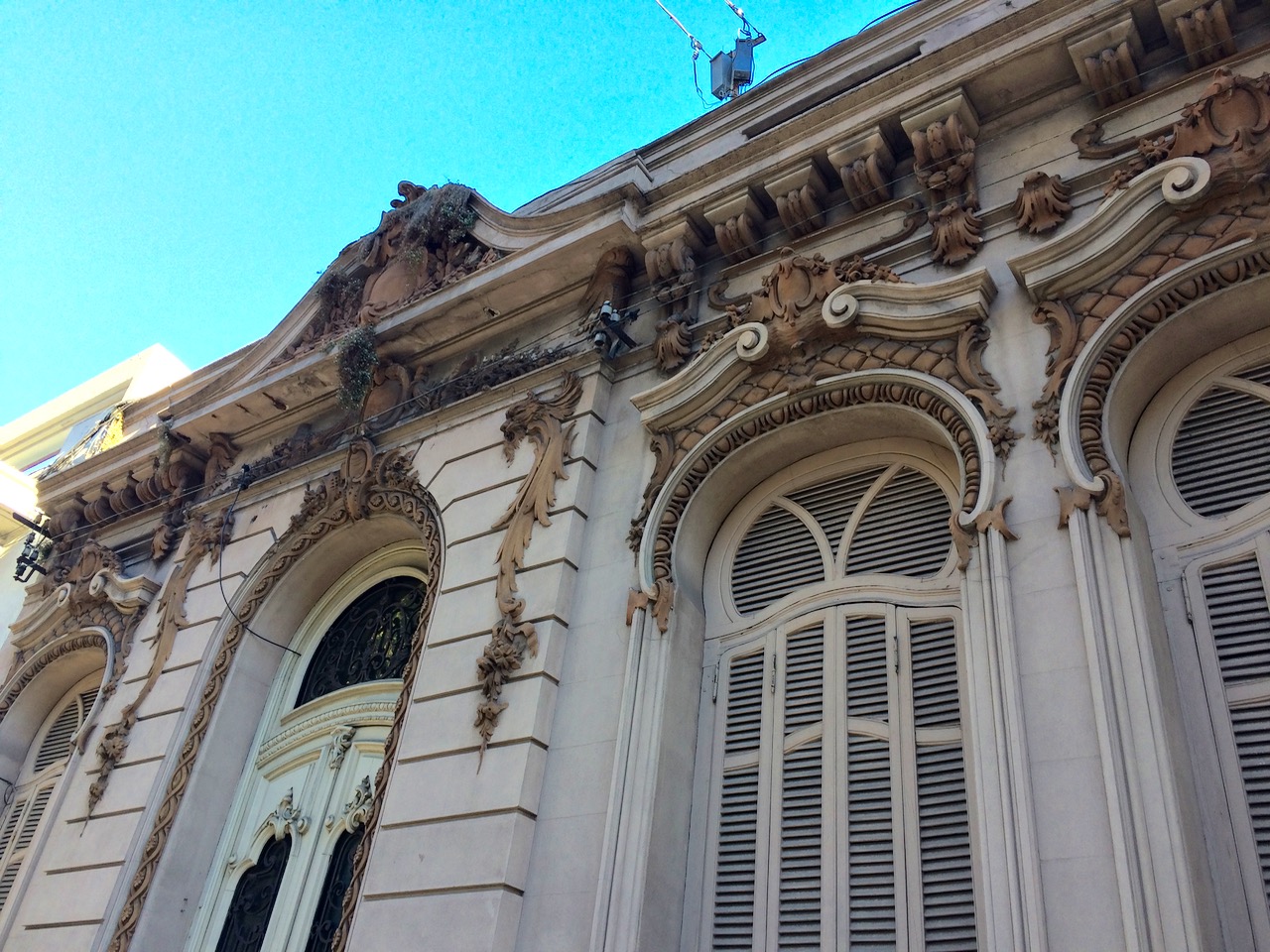 Montevideo: Architectural Delights