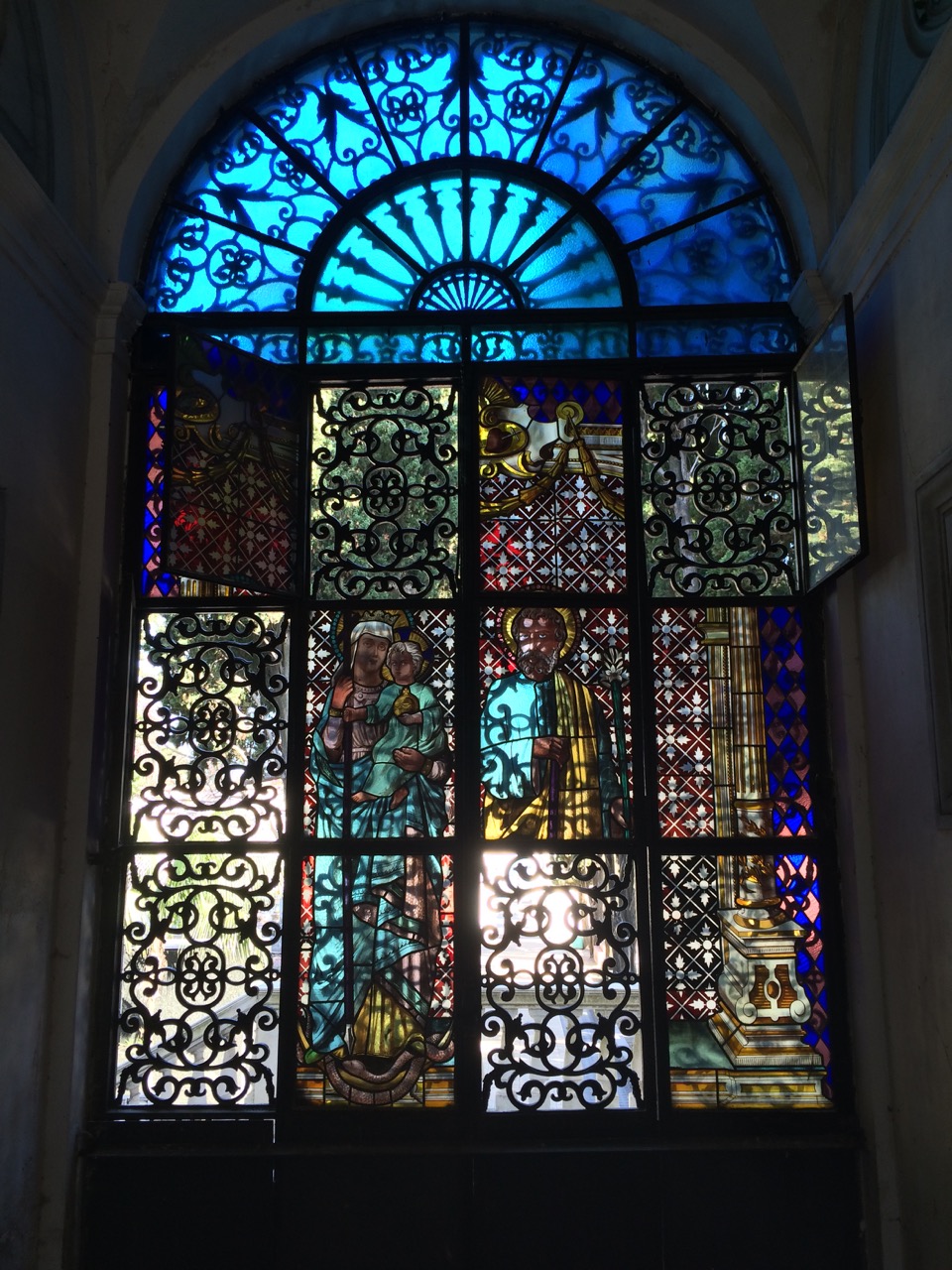 Rotunda's windows: amazing glasswork