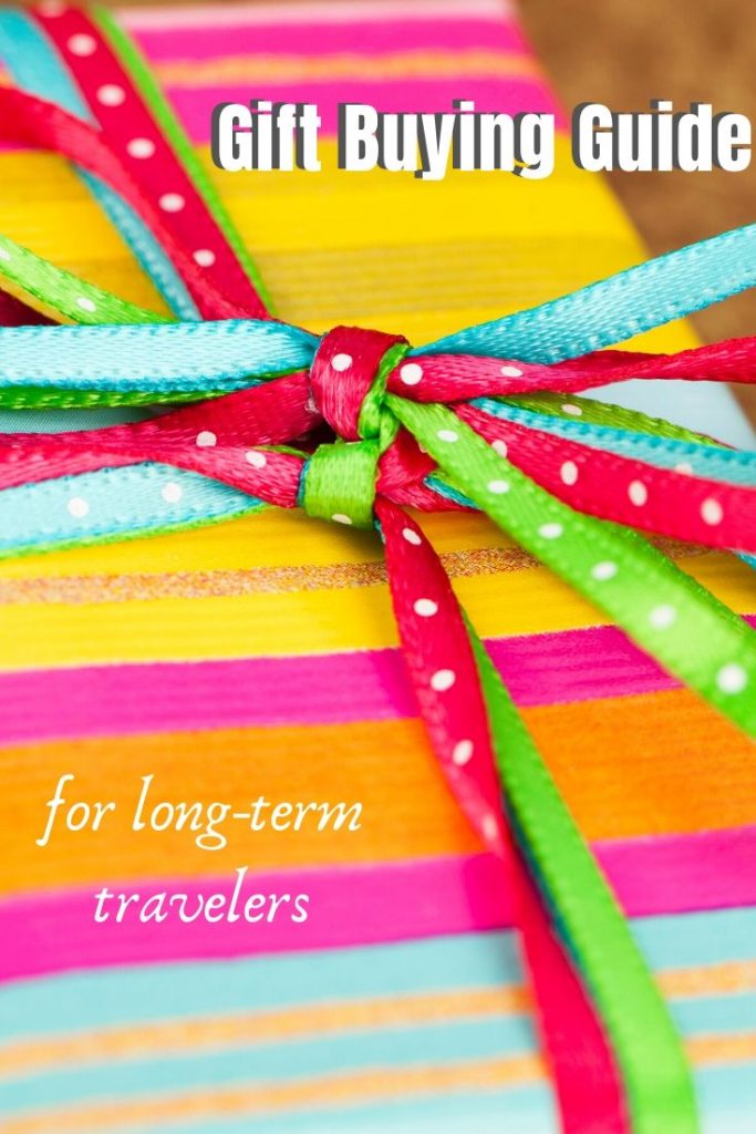 Gift Buying Guide For Long-Term Travelers