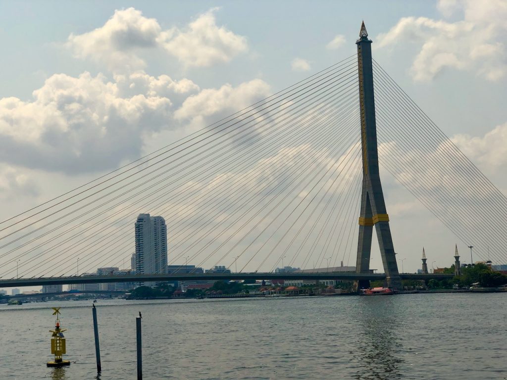 Rama VIII bridge