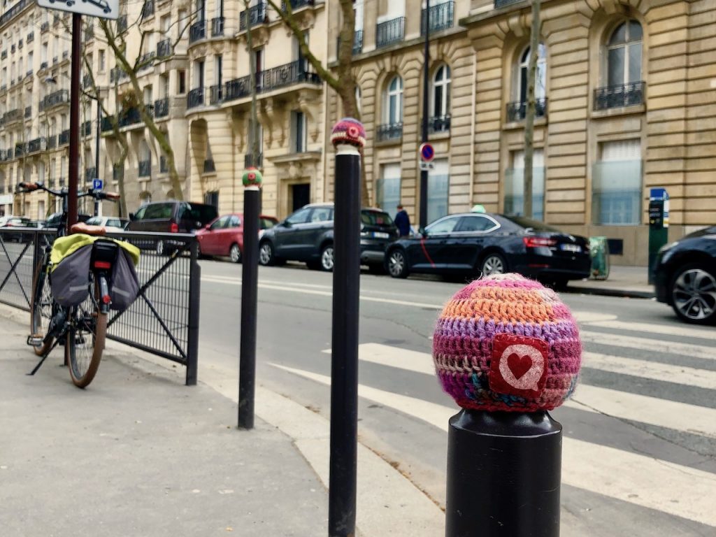 Knitting Art In Paris